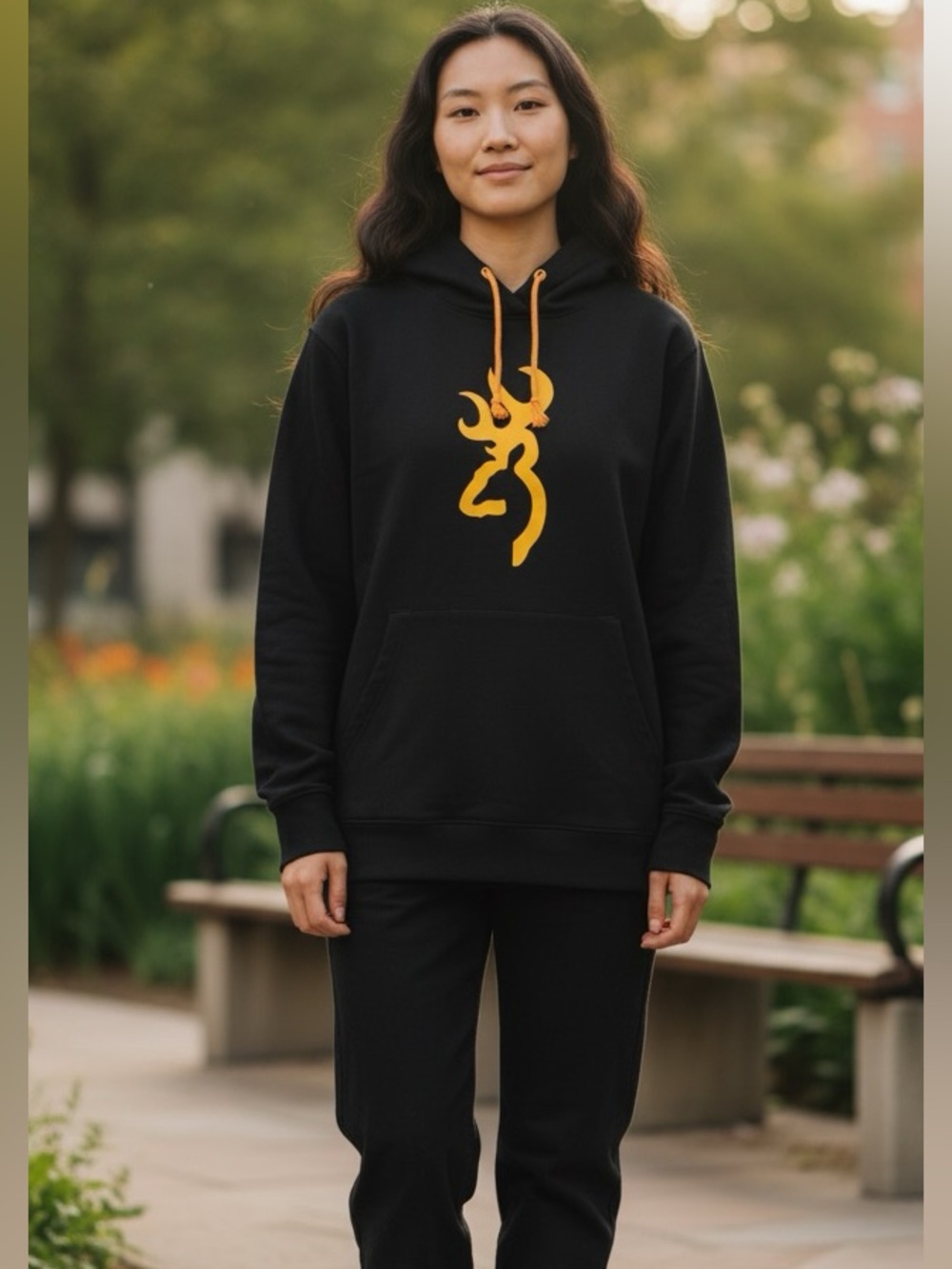 Buckmark Logo Black & Yellow Pullover Hoodie - Women's Size Small